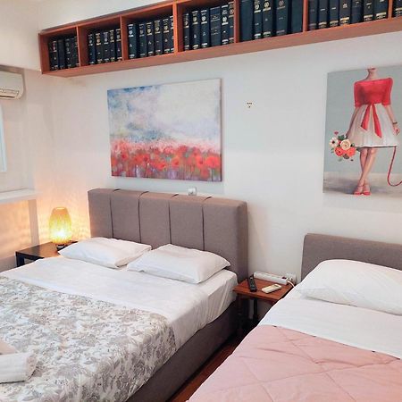 Lovely Apartment In Athens Center Luaran gambar