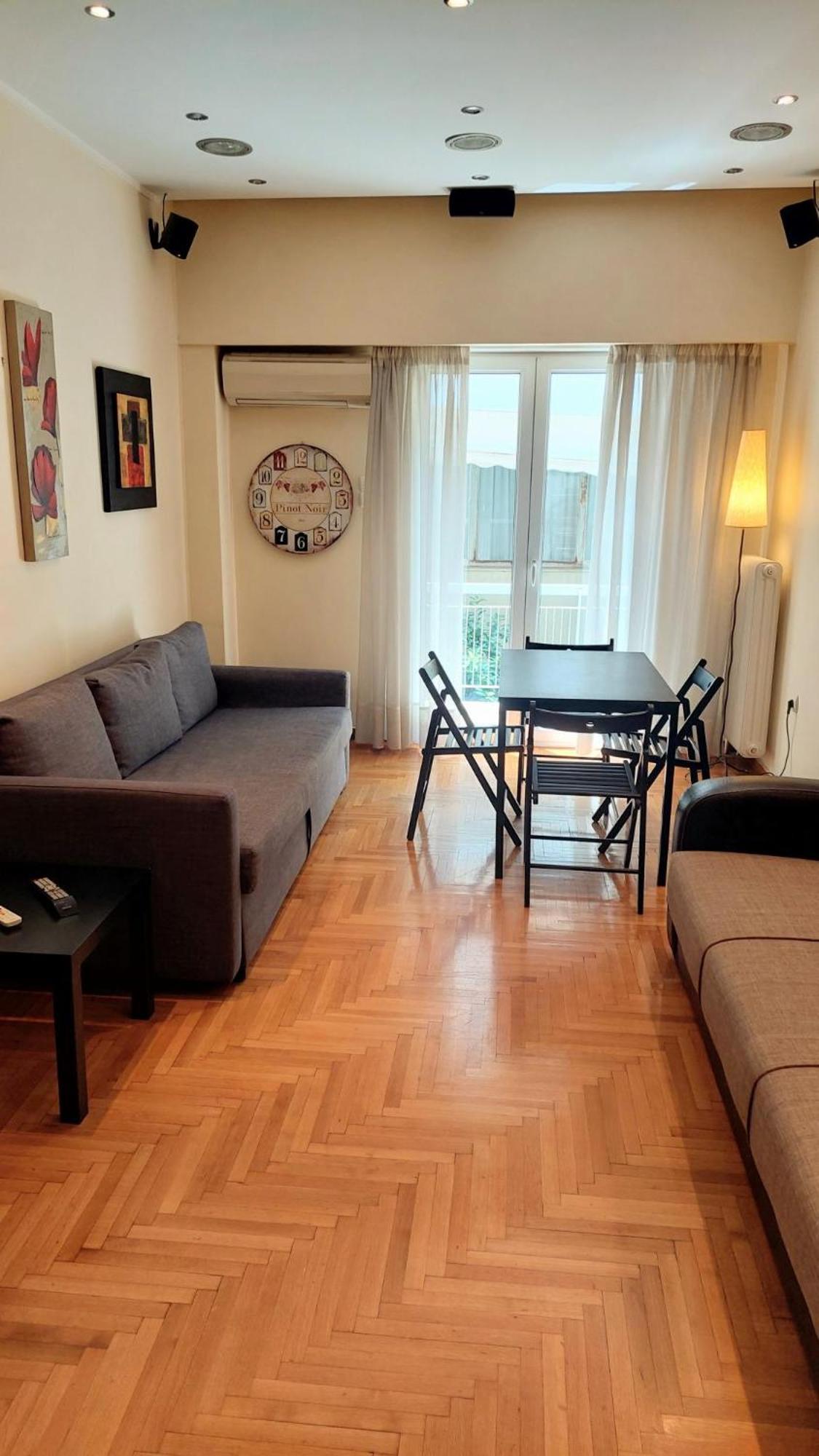 Lovely Apartment In Athens Center Luaran gambar